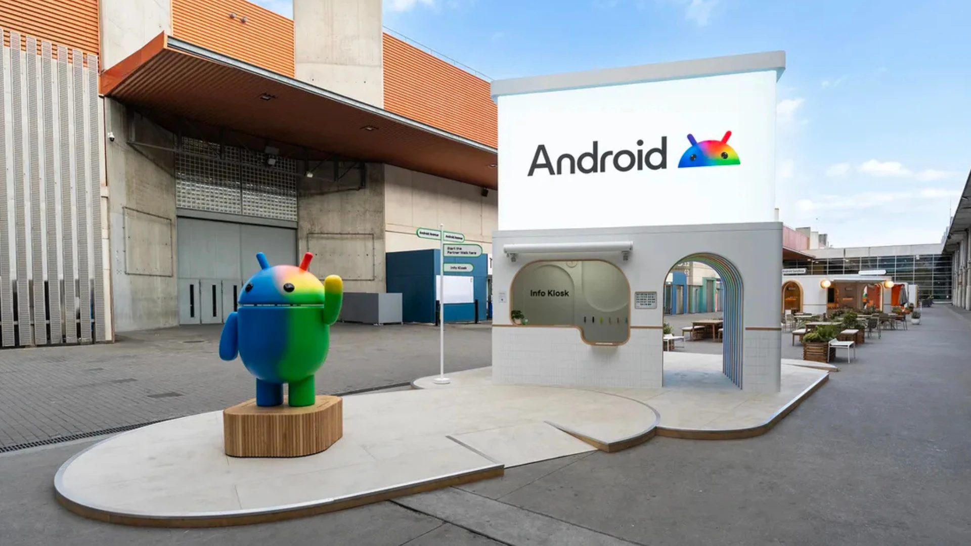 Android’s latest update brings ‘Find Hub’ luggage tracking, custom calling cards, and more